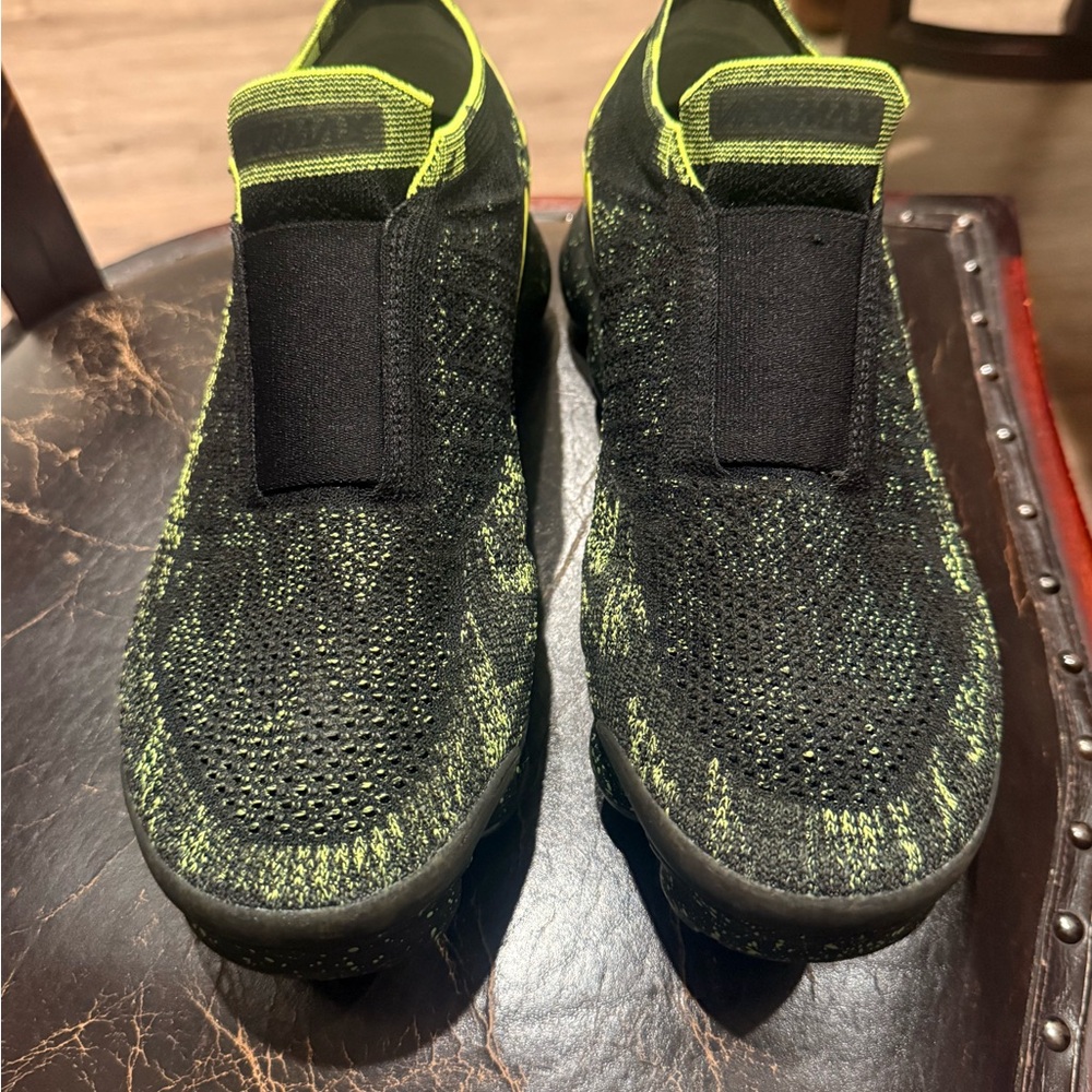 Nike Acronym x Air VaporMax Moc 2 Volt 2018  9.5M AQ0996-007